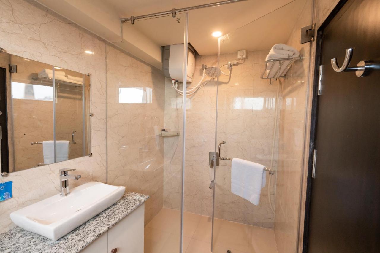 Royale Lalawi Hotel Āīzawl Kültér fotó